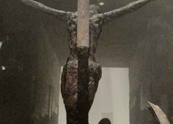 Ataque a la Catedral de Managua con bomba molotov