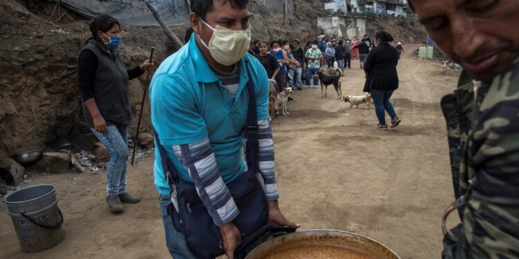 PERÚ: Van perdiendo sus trabajos 6 millones 720 mil personas