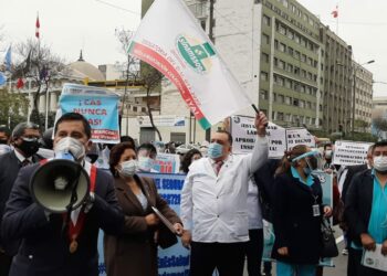 ESSALUD: Paro nacional médico los días 29 y 30 de septiembre
