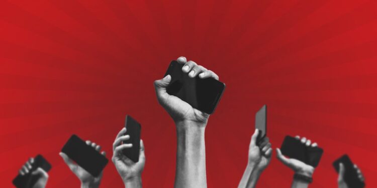 ¿El uso de redes sociales ha afectado el poder jurisdiccional de los medios informativos?