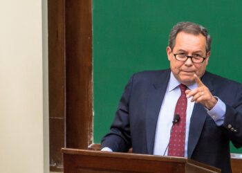 Edistio Cámere: “La Escuela no educa en solitario”