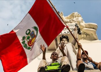 Ahora es hora: o sucumbimos al delito o nos rebelamos por la verdad