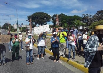 ¿Maduro compra el silencio de los medios latinoamericanos?