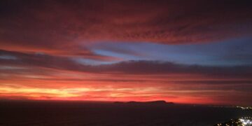 Bitácora del martes 27 de octubre: “Gasolina para la corrupción, un avión para mi jubilación”