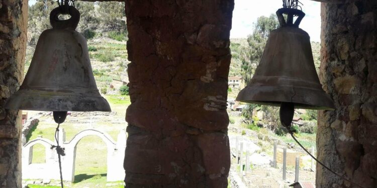 Cuando suenan las campanas de los templos