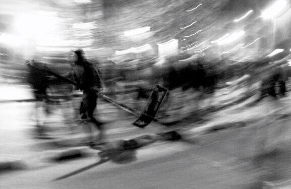 Mundo en violencia: “Haré lo ilógico si es lo que deseo; prohibido prohibir”