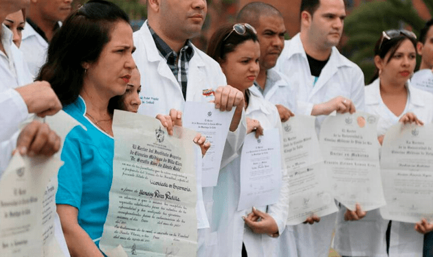 Siguen los litigios: explotación de médicos cubanos llega a tribunales