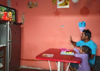 Bitácora del lunes 28 de diciembre: ¿Y los colegios, institutos y universidades, para cuándo señor ministro de educación?