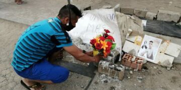 Bitácora de fin de año: “En ese otro país que se llama Perú, siguen muriendo compatriotas por culpa del gobierno de Lima”