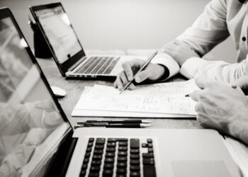 Francisco Bobadilla reflexiona: “Liberar la educación”