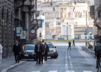 Francisco Bobadilla describe “El estilo directivo del Papa Francisco”