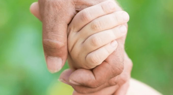 Ricardo Escudero: “Longevidad, más cerca de nada, más lejos de la vida”