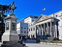 ESPAÑA: La educación constitucional, una materia ausente y necesaria en las aulas