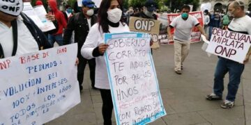 Bitácora del viernes 15 de enero: “El engaño con los cotizantes de la ONP, de nunca acabar”