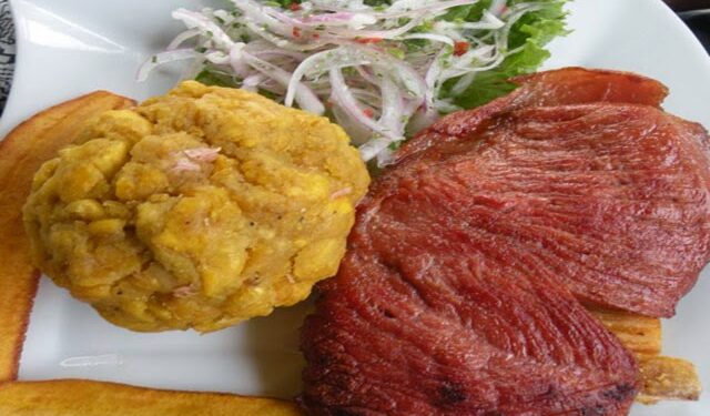 Receta para saborear las delicias de la Selva peruana: Tacacho con cecina