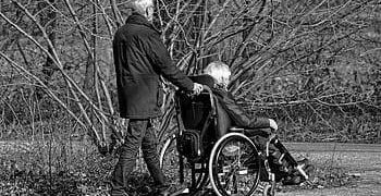 Ni una sola institución del Estado trabaja el tema del envejecimiento activo de los ciudadanos ¿Dejadez, insensibilidad o menosprecio?