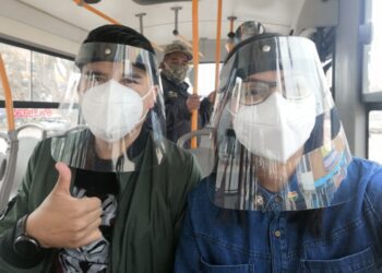 La prenda más preciada: La mascarilla nos protege de un perverso enemigo