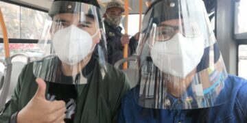 La prenda más preciada: La mascarilla nos protege de un perverso enemigo