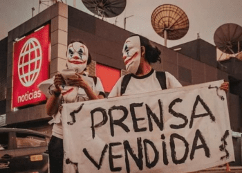 Reiteramos, exigimos: “Los medios con sus medios, no con mis impuestos”