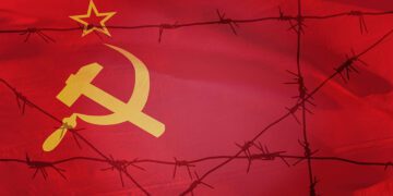 P. Manuel Tamayo lo dice con absoluta claridad:”Promesas de paraíso, camino al infierno”