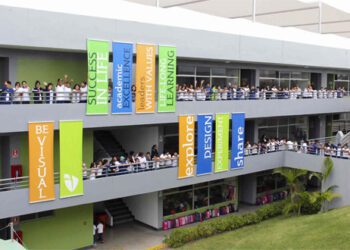 Edistio Cámere nos explica de qué se trata “El sanbenito del lucro en la educación”