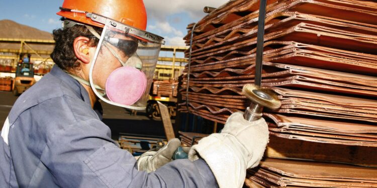 INEI: En marzo de este año, la producción de cobre aumentó en 19,6% al compararlo con similar mes del año anterior