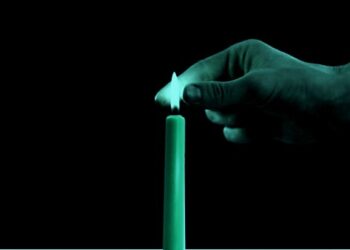 “¿Comunismo? Tenemos el poder de apagar esa vela antes que se convierta en cartucho de dinamita”