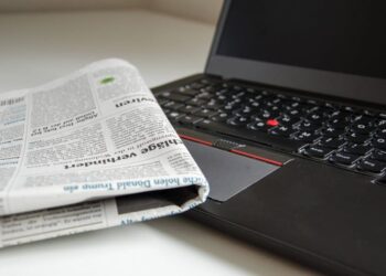 Facultades de Periodismo favorecen ideologización de periodistas