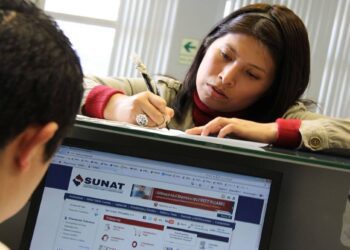 ComexPerú: “No se necesitan más impuestos, se necesita ampliar la base tributaria”