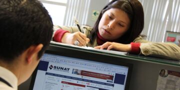 ComexPerú: “No se necesitan más impuestos, se necesita ampliar la base tributaria”