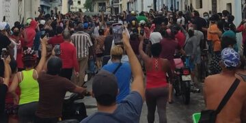 Betty Marroquín alza un mensaje: Tomen nota hermanos latinoamericanos, el ejemplo cubano