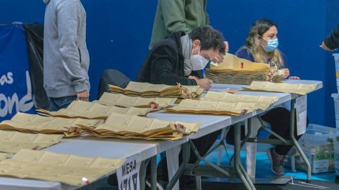 ¿Cuáles son las causas del último seísmo en la política chilena?