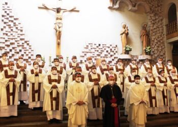 Chile: Diócesis Chilena de San José de Temuco ordenó 23 diáconos permanentes en la Catedral