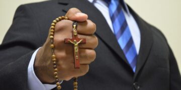 ¿La Iglesia o el cristianismo, te animan a participar en política hoy día?