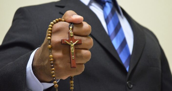 ¿La Iglesia o el cristianismo, te animan a participar en política hoy día?