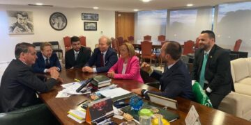 Para enfrentar con éxito a la izquierda internacional, los conservadores también necesitan conectarse