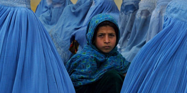 Preocupación por cristianos después de la toma del poder por los talibanes