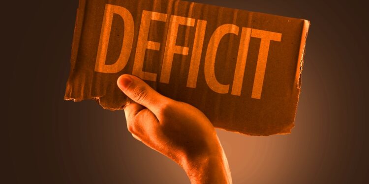 ComexPerú: Déficit fiscal del 3,7% ¿Hacia dónde apuntar?