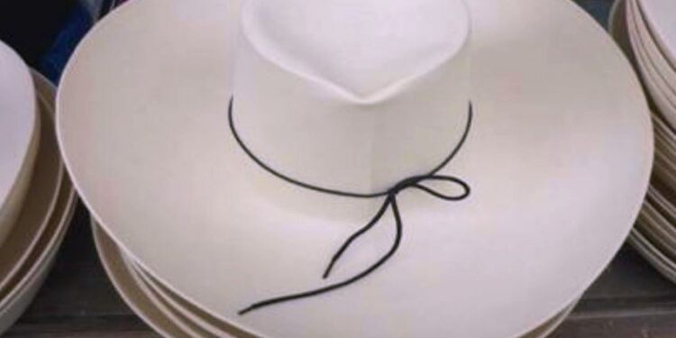 Si vemos que la mentira está de fiesta, es porque  la corrupción baila de alegría