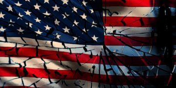 Todos los Imperios caen, aún la potencia más querida por la mayoría