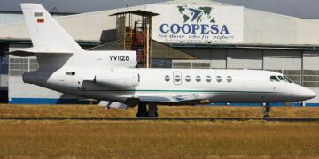 ¿Canciller de la dictadura comunista cubana vino al Perú en avión privado con matrícula venezolana?