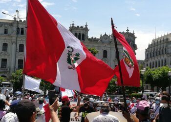 Hoy en día, aún tenemos un país con el corazón herido