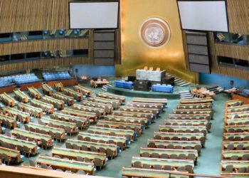 Un sombrero en la ONU y Nueva York: “Las frases de Piter”