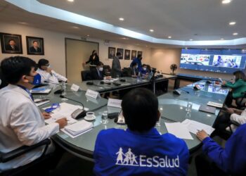 La crisis de EsSalud y el “huracán” que descubrió las enormes carencias nuestro sistema sanitario