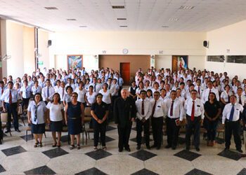 Edistio Cámere: La escuela frente a los retos de la política educativa del gobierno