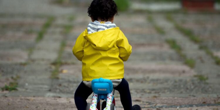Gloria Huarcaya, periodista y madre de familia escribe: “Los niños del país de nunca jamás”