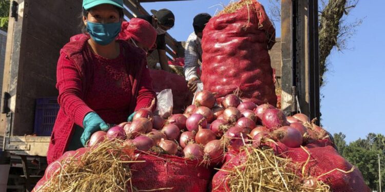 De los 532 productos que componen la canasta familiar 376 subieron de precio