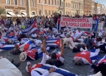 Cuba grita “Patria y Vida” por su Libertad en el Vaticano
