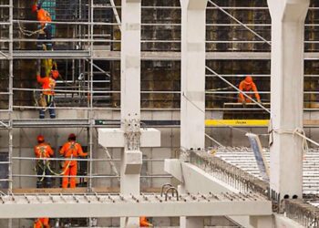 CAPECO: Construcción subió 63.8% en los nueve primeros meses del año, pero habría caído 2.2% en octubre