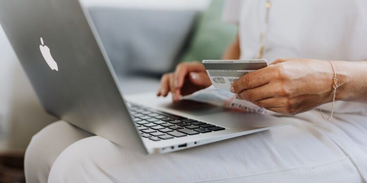 Pagos digitales: Cinco puntos a tener en cuenta para mejorar la experiencia en los comercios